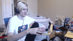 xQcOW has to go to the bathroom